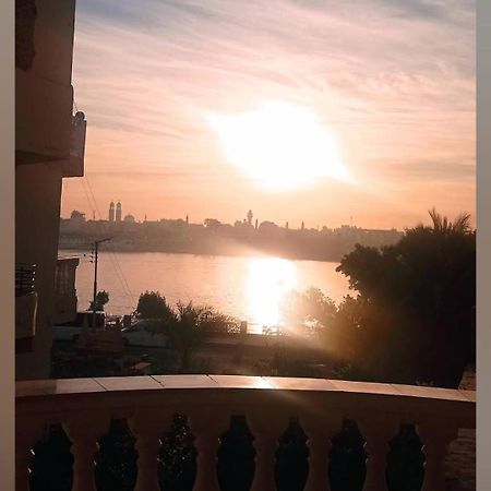 樂蜀Nile Sunrise Flats公寓 外观 照片